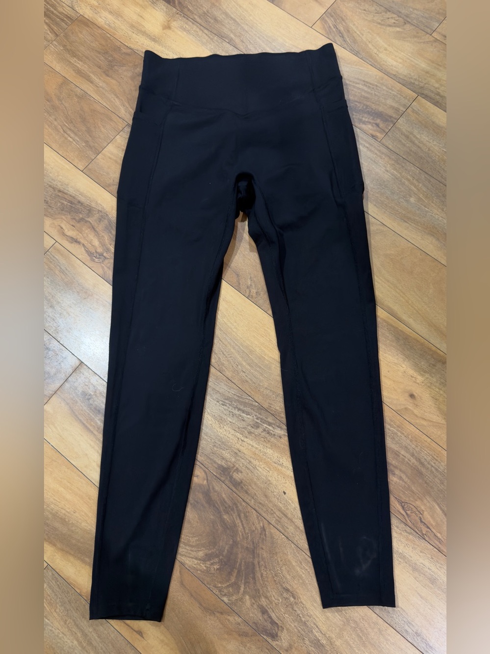 Halara UltraSculpt High Waisted Scrunch Butt Lifting Tummy Control Leggings Blk